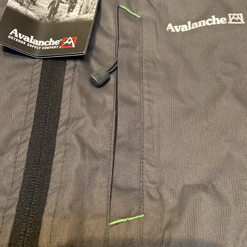 AVALANCHE NWT Boys Size 10/12 Lightweight Hooded Jacket - Picture 7 of 13